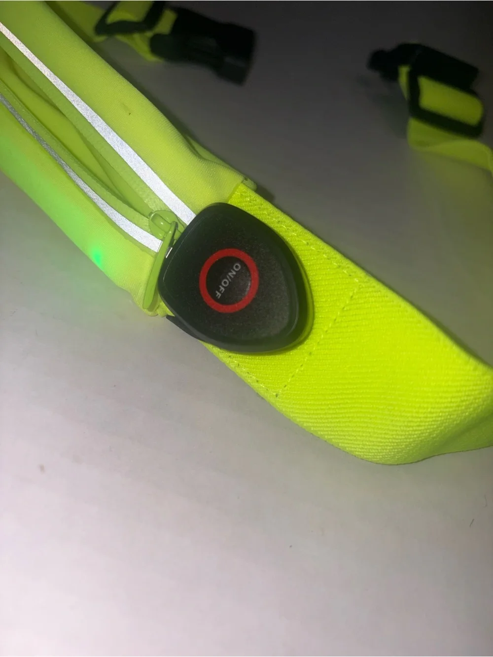 FitKicks FitZip neon illuminating waist pack LED safety lights night running